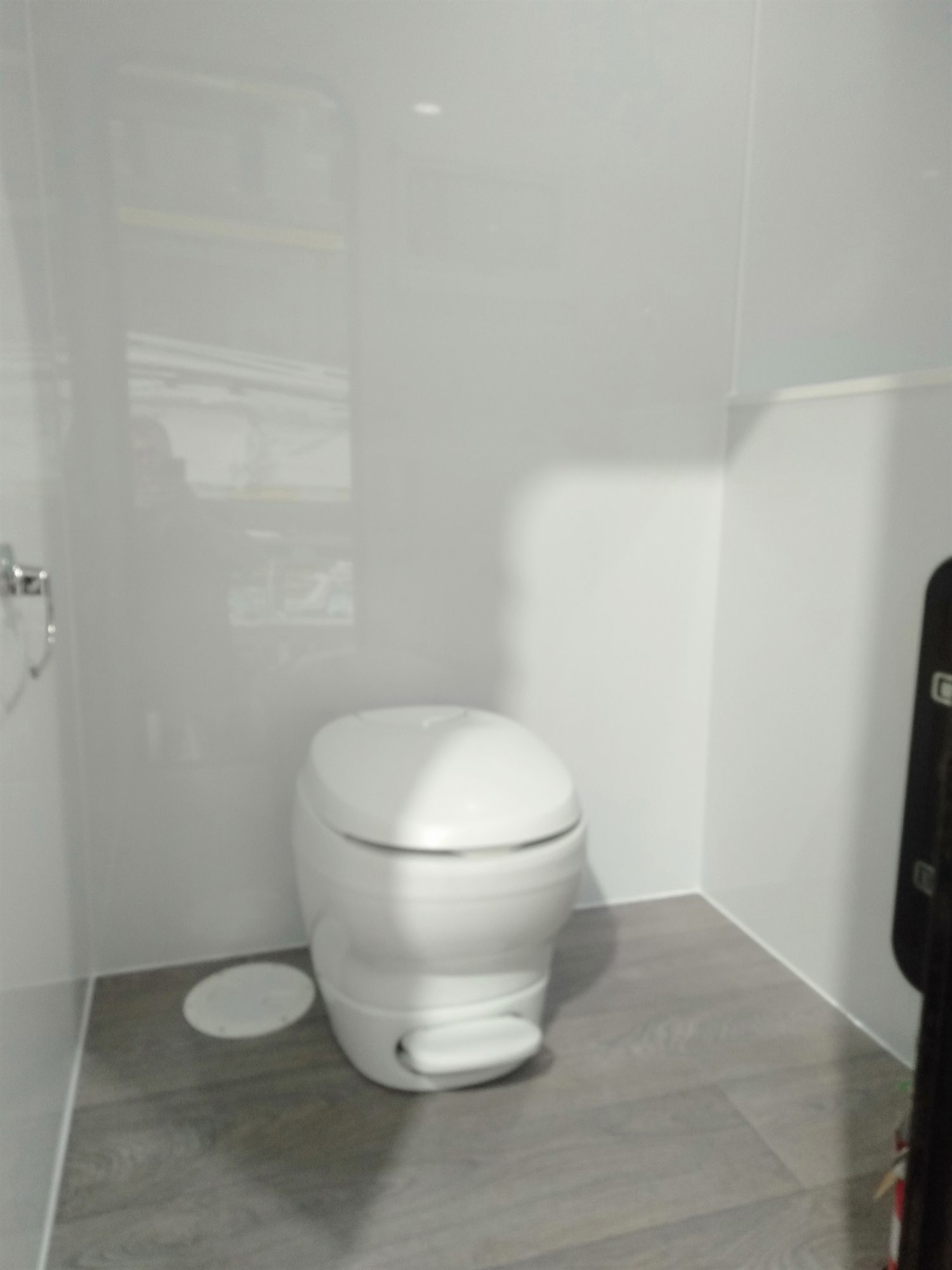 Site Van - Toilet compartment