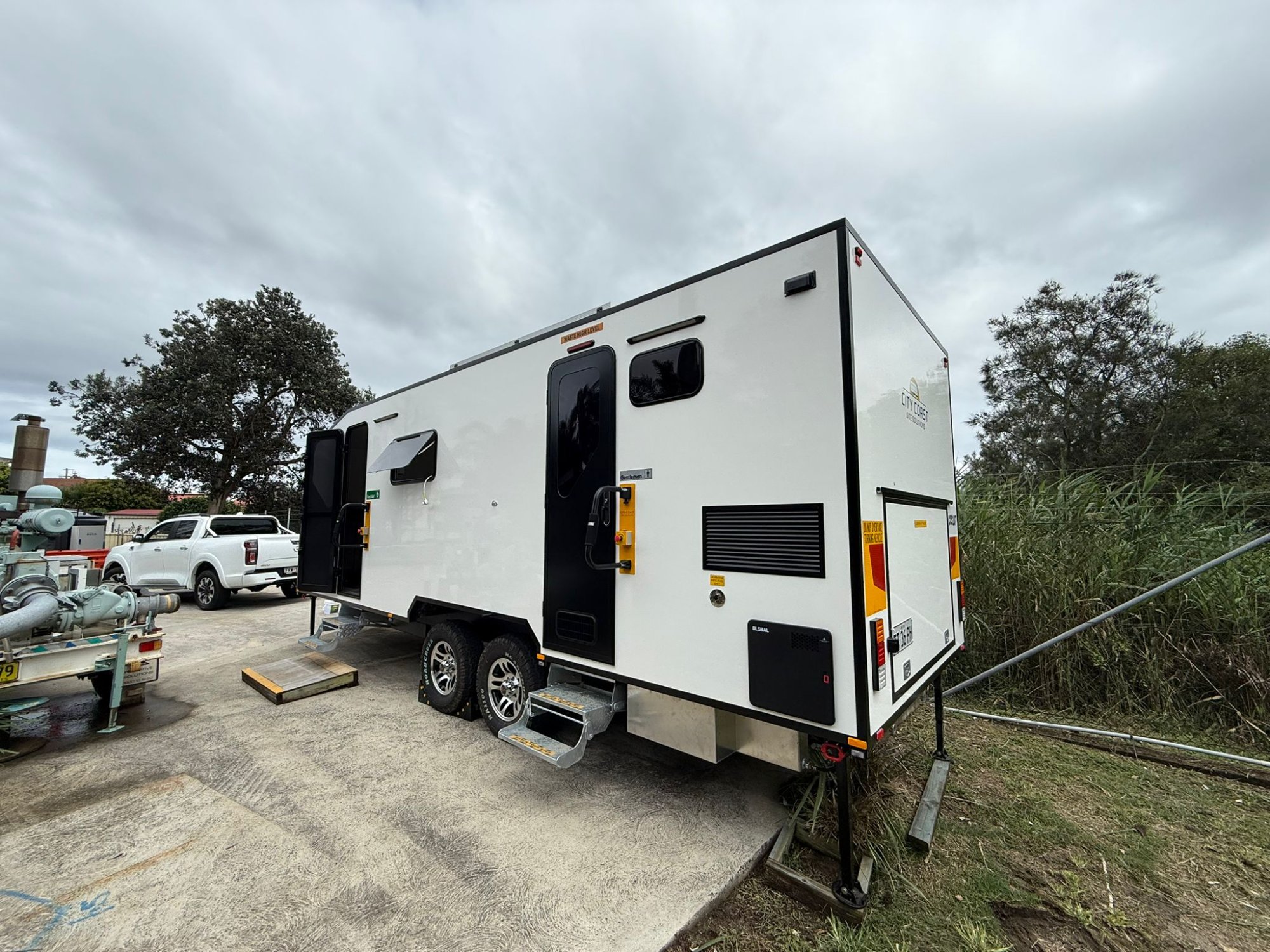 CCS107 — Side Angle View