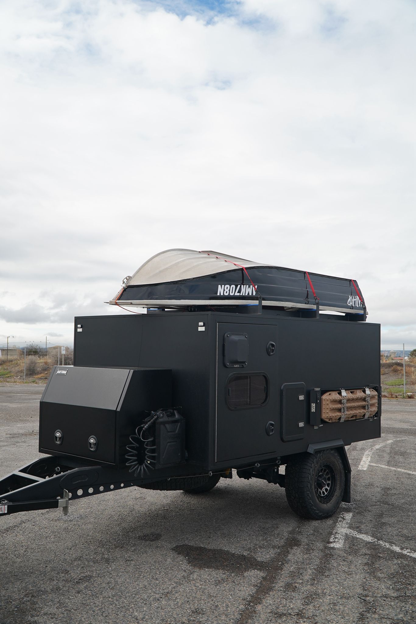 Off-Road Adventure Trailer — Detail